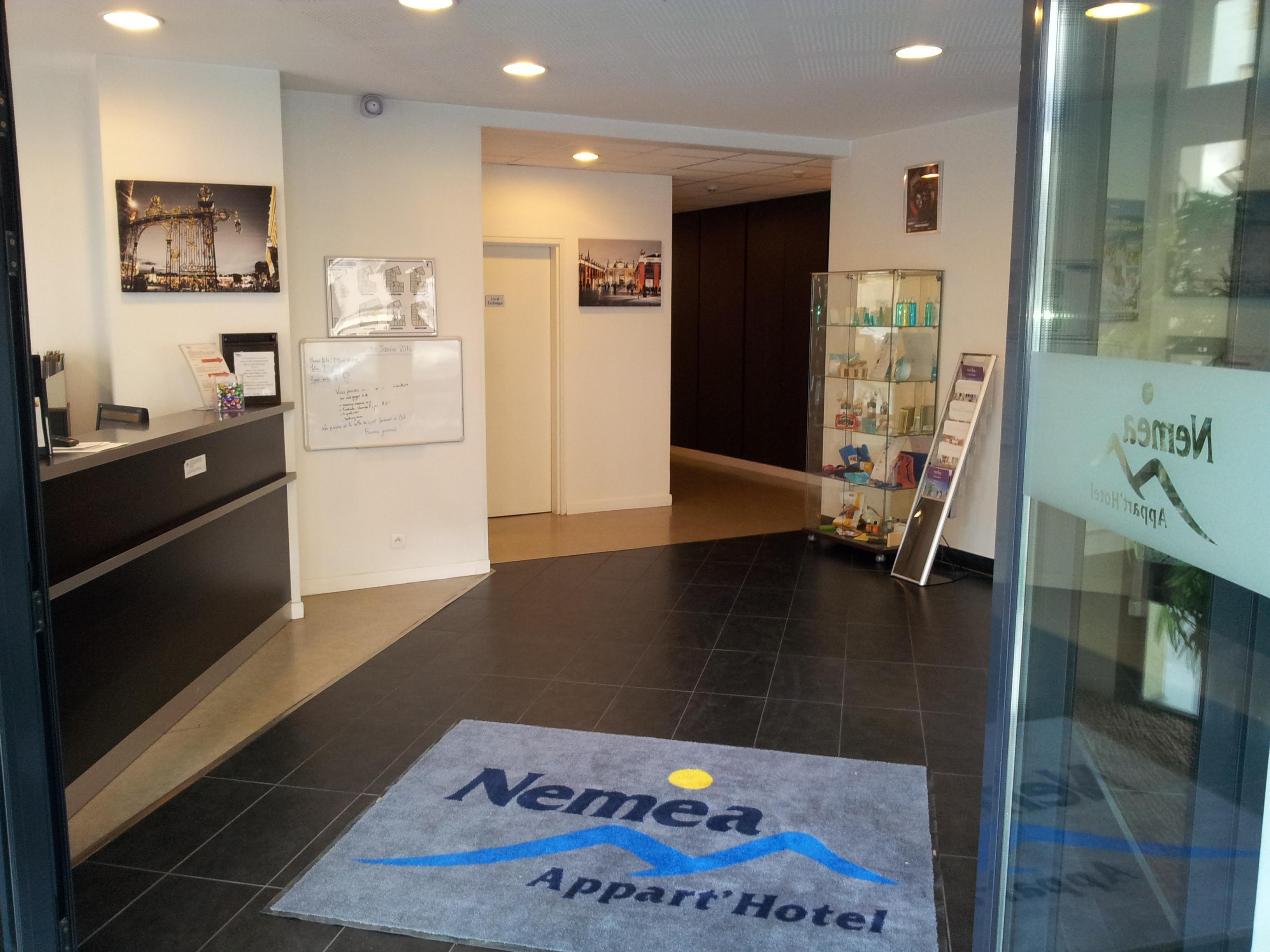 Nemea Appart Hotel Home Suite Nancy Centre Luaran gambar