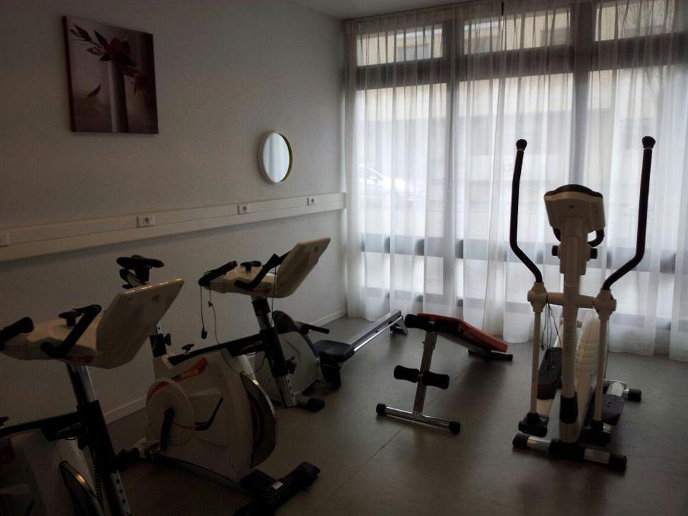 Nemea Appart Hotel Home Suite Nancy Centre Luaran gambar