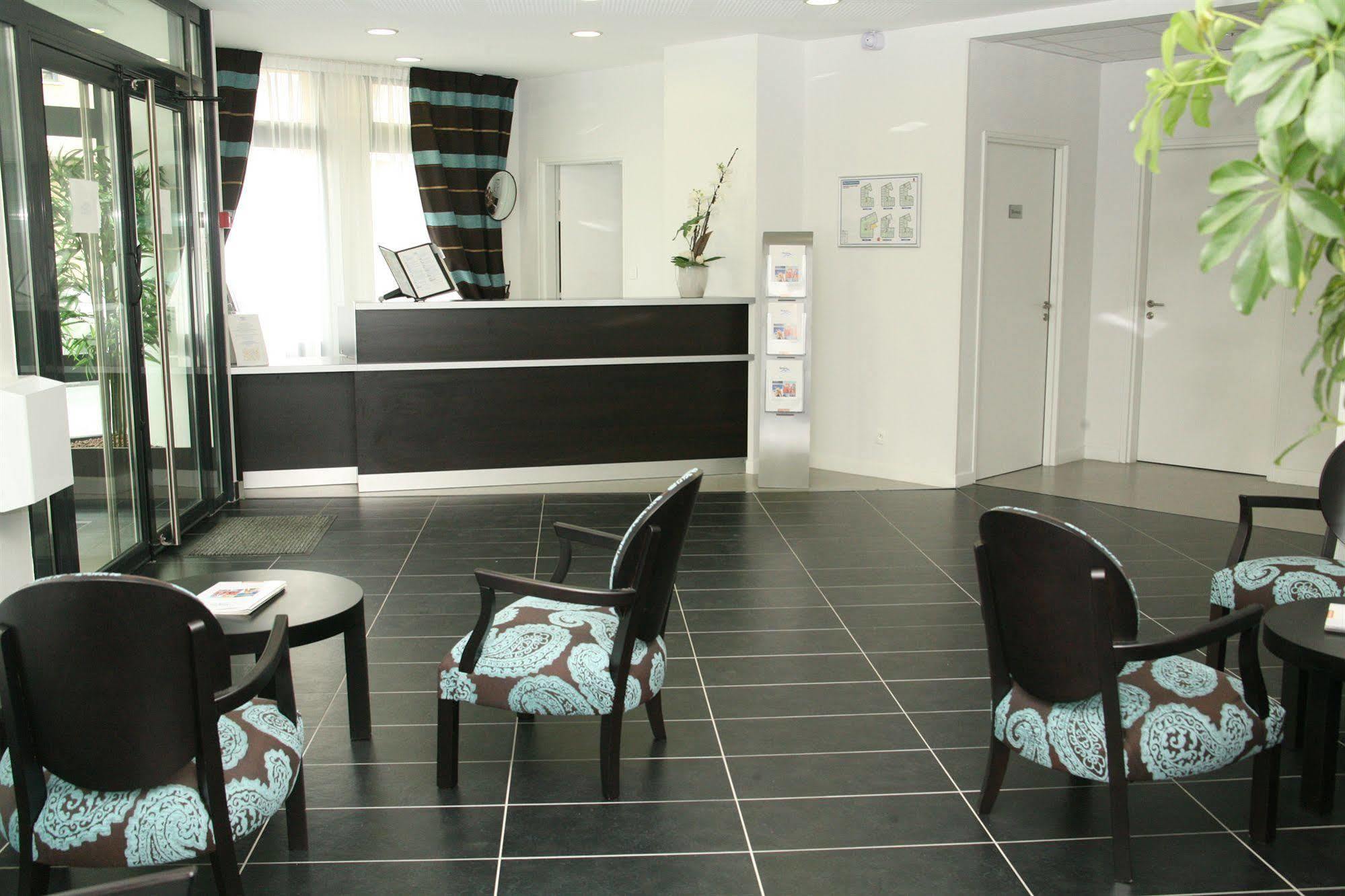 Nemea Appart Hotel Home Suite Nancy Centre Luaran gambar